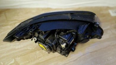 lampa OPEL MOKKA 12-15r Lewa Xenon