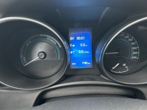 Do sprzedania Toyota Auris 1,8 benzyna hybryda