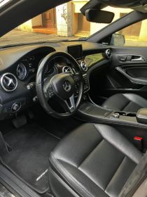 Mercedes CLA250