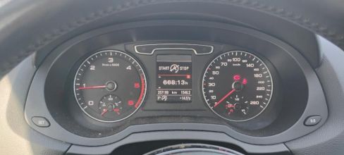 AUDI Q3 2012