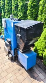 Piec z podajnikiem na ekogroszek