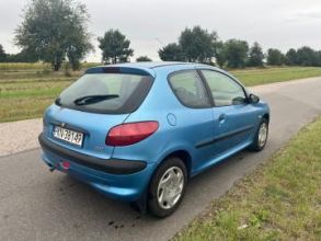 Sprzedam Peugeot 206