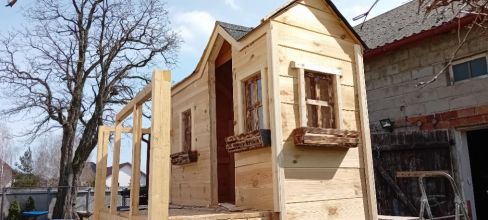 Sprzedam solidny Domek dla dzieci