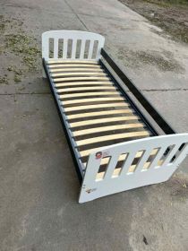 sprzedam łóżka 2 szt