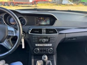 Mercedes C 1.8 BENZYNA Klimatronik Nawigacja Ledy...