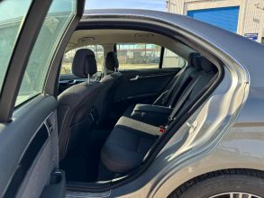 Mercedes C 1.8 BENZYNA Klimatronik Nawigacja Ledy...