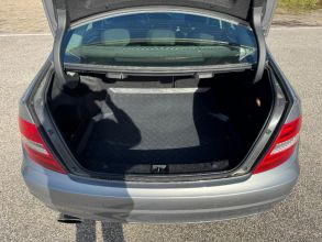 Mercedes C 1.8 BENZYNA Klimatronik Nawigacja Ledy...