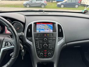 Opel Astra 1.4 BENZYNA Klimatronik Nawigacja Tempomat Ledy