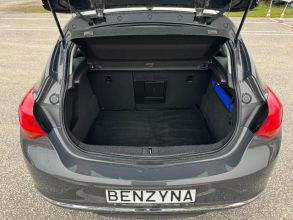Opel Astra 1.4 BENZYNA Klimatronik Nawigacja Tempomat Ledy
