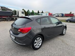 Opel Astra 1.4 BENZYNA Klimatronik Nawigacja Tempomat Ledy