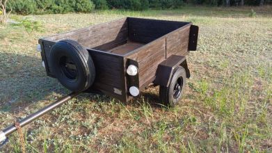 Przyczepka samochodowa