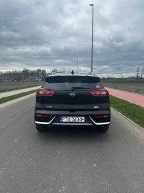 Sprzedam Kia Niro Eco Hybrid 2017r