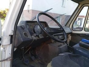 Sprzedam samochód dostawczy Mercedes-Benz 407D