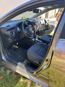 Sprzedam Toyotę Corollę