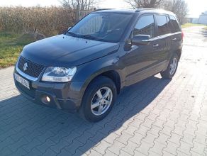 Suzuki Grand Vitara 2,4 benzyna.