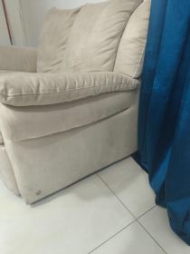 Kanapa dwu osobowa beżowa