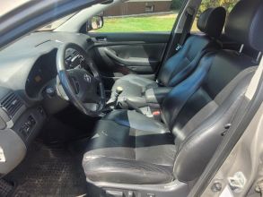 Toyota Avensis T25