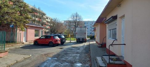 Lokale do wynajecia - os.Wyzwolenia