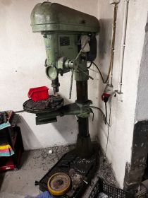 Tokarka , frezarka, wiertarka, piła ,