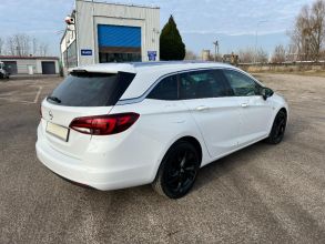 Opel Astra 1.4 BENZYNA Klimatronik Nawigacja Ledy Kamera...