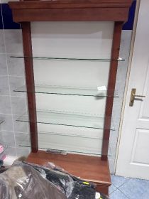 Oddam za darmo / regały / witryny