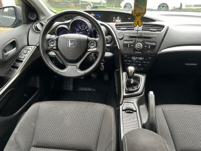 Honda Civic 1,4 benzyna