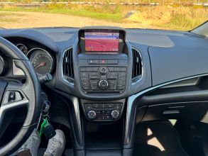 Opel Zafira 1.4 BENZYNA 7 OSOBOWA Nawigacja Ledy BiXenon TOP