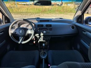 Suzuki Swift 1.5 BENZYNA Automat Klimatyzacja Szyberdach