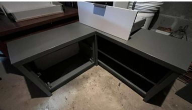 Sprzedam biurko i rtv