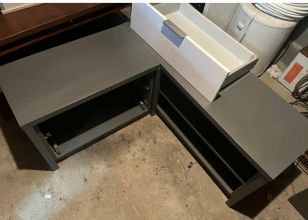 Sprzedam biurko i rtv