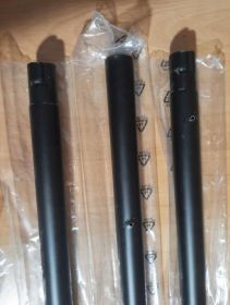 Wieszak stojak na płaszcze kurtki czarny