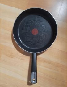 Patelnia tradycyjna Tefal 24 cm