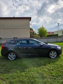 Sprzedam Volvo V60 1.6 d 2013 r.