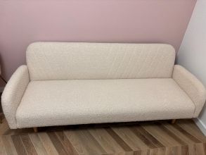 Kanapa Sofa Jysk z funkcją spania beż biały plusz