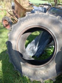 Opony 420/85R30. 16.9/30