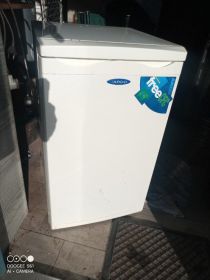 Mała lodówka jak nówka