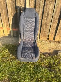 Sprzedam fotel do 307ws