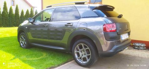 Citroen C4 Cactus 2018. Oryginalny lakier, nowy rozrząd