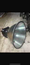 Lampa oprawa przemysłowa hala garaż itp