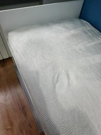 Łóżko młodzieżowe