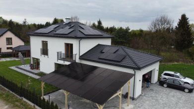 Wiata fotowoltaiczna 10,62 kwp z magazynem energii 5 kwh