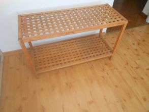 Półka regał na buty drewno kratka