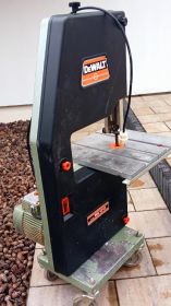 Piła taśmowa dewalt