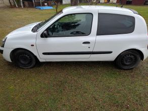 Sprzedam Renault Clio 2 1.2 ben-gaz