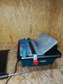 Elektronarzędzia i narzędzia spalinowe