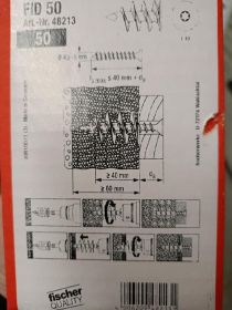 Kołki do mocowania w izolacji