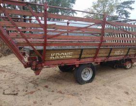 Przyczepa samozbierająca Krone HS-3