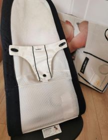 Leżaczek babybjorn mesh siateczka