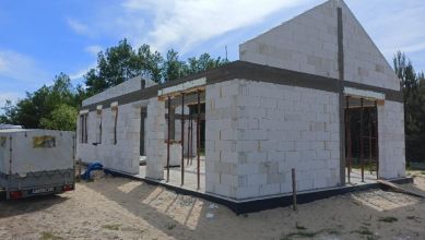 Budowa domów i innych obiektów, docieplenia.