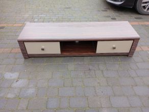 Szafka pod telewizor i regał wiszący